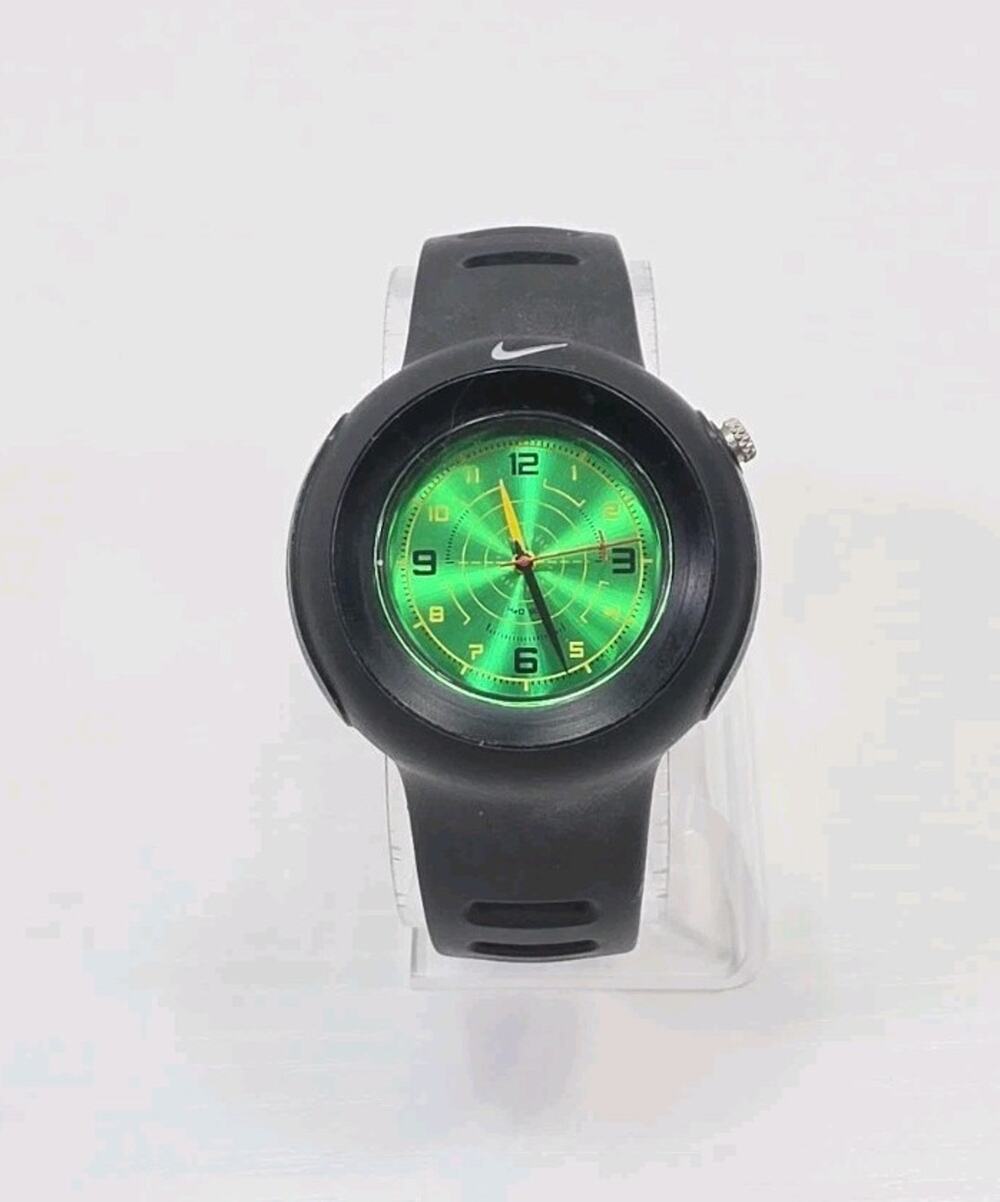 Nike WK0009 Triax Analog Watch Black Green Sport Watch New Battery Clean W323